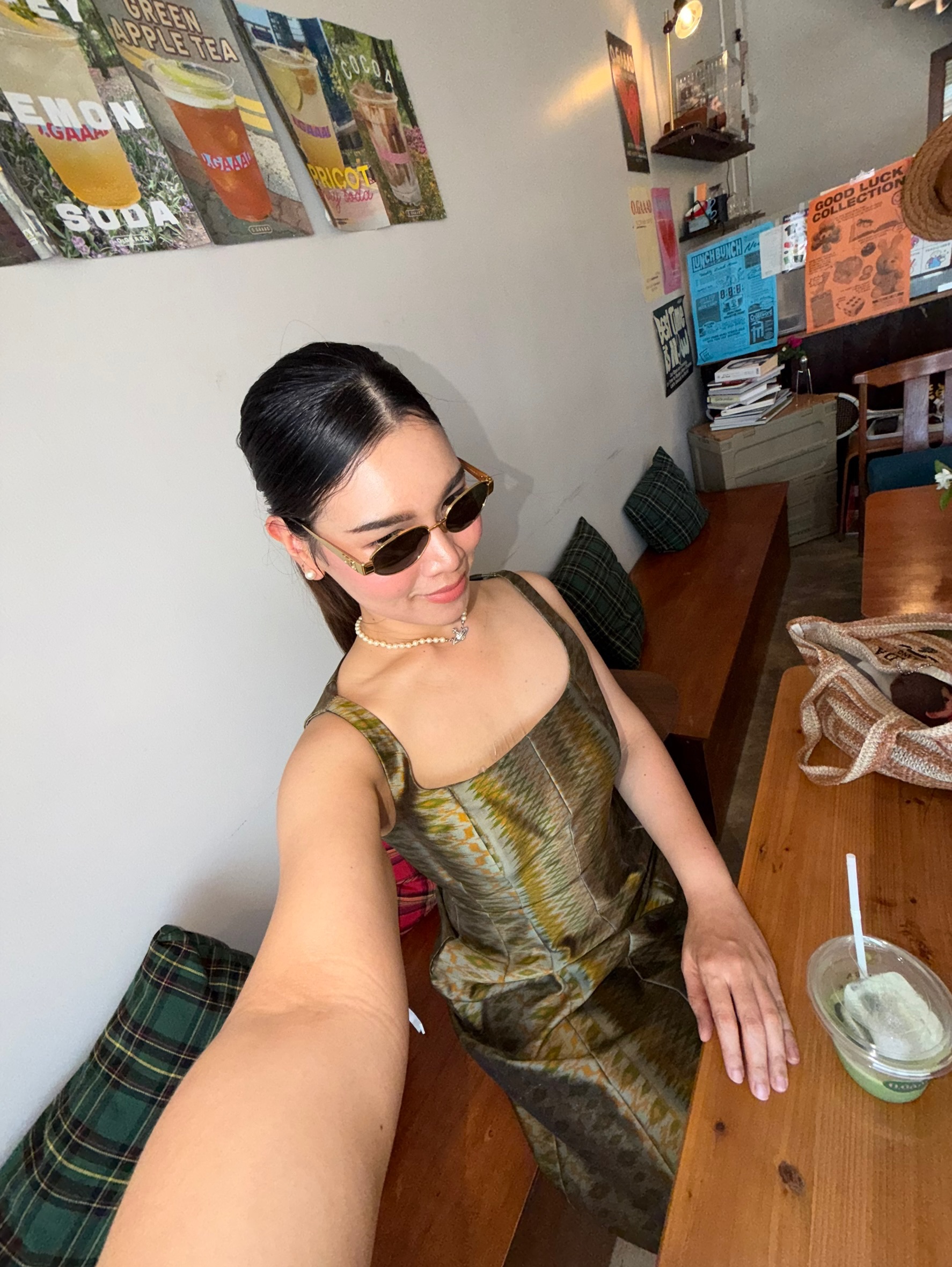 คนสวยในชุดผ้าไหมของ PASSA silkwear 🩵💚 #passalady ใ…